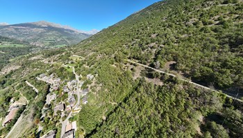 Exploring the Ru in Valpelline