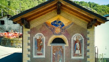 The 5 Chapels of Roisan